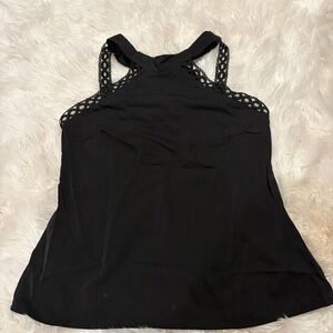NWT YOINS black crochet top size L